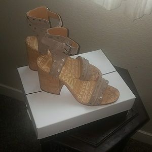 Dolce Vita Essie Sandal